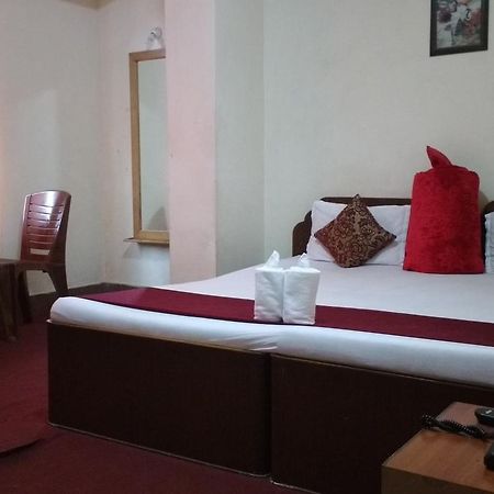 Hotel Pradhan Residency Гангток Экстерьер фото